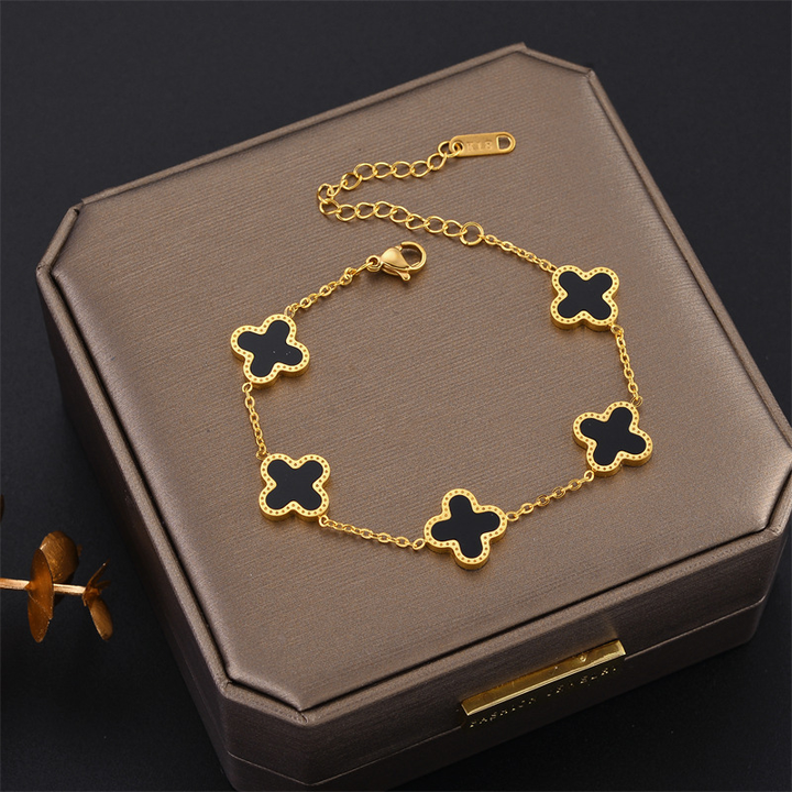 Brazalete Flores Negras