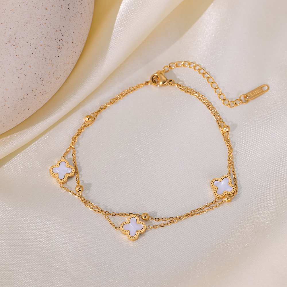 Brazalete Flores Blancas