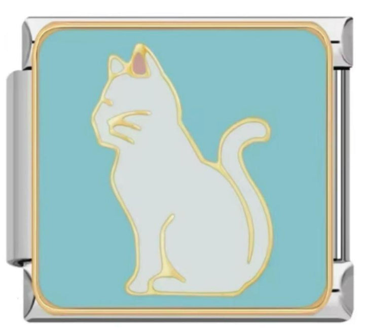 Italiano Gatito Blanco