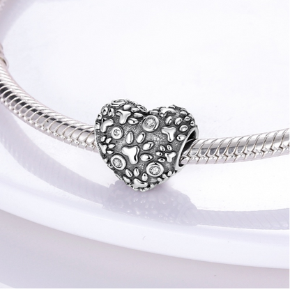 Corazon de Huellitas Plateadas