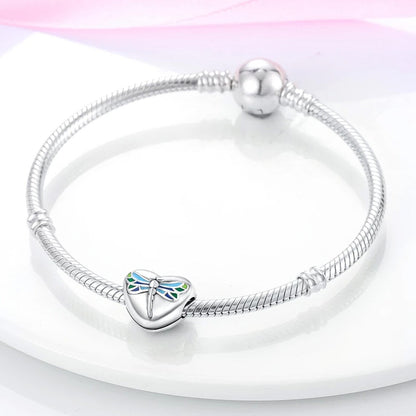 Corazon con Libelula