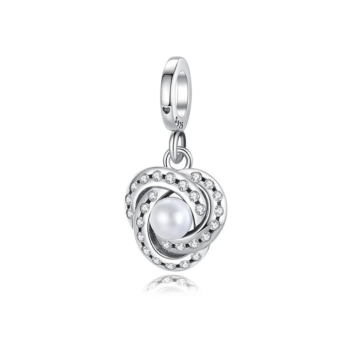 Encanto de Perla con Espiral de Cristales