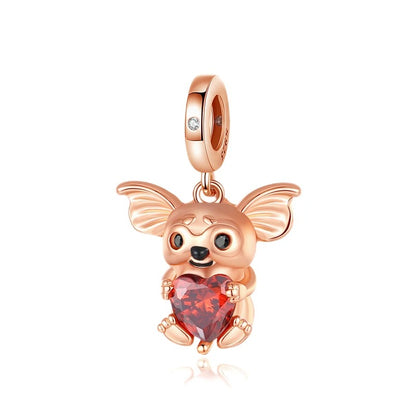Gremlins & Corazón Rojo